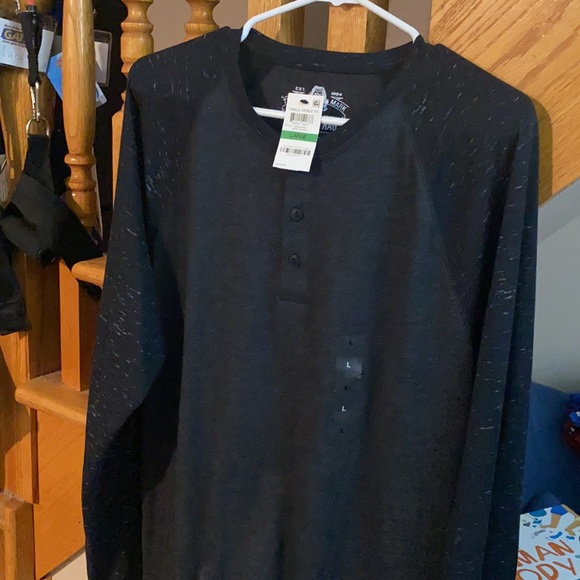 Men's American Rag long sleeve black shirt. 3 buttons at collar table henleys - Picture 2 of 3